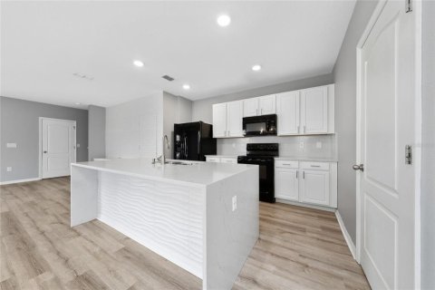 Touwnhouse à vendre à Kissimmee, Floride: 3 chambres, 173.73 m2 № 2280285 - photo 7