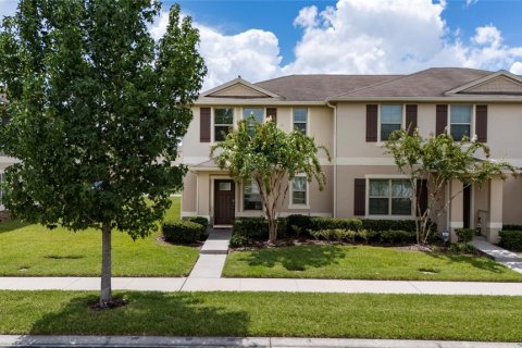 Touwnhouse à vendre à Kissimmee, Floride: 3 chambres, 173.73 m2 № 2280285 - photo 2
