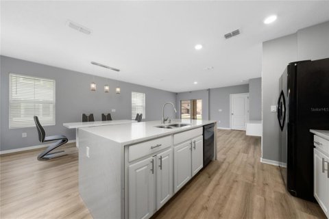 Touwnhouse à vendre à Kissimmee, Floride: 3 chambres, 173.73 m2 № 2280285 - photo 9