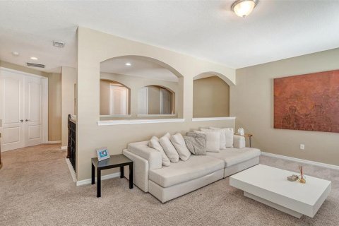 House in Bradenton, Florida 5 bedrooms, 332.22 sq.m. № 1609304 - photo 23