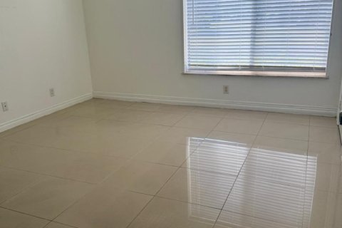 Condominio en alquiler en Boynton Beach, Florida, 2 dormitorios, 82.13 m2 № 2244604 - foto 19