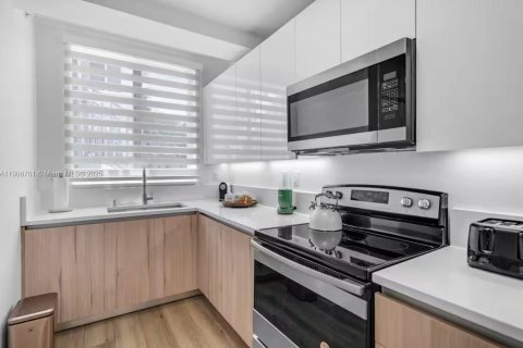 Снять в аренду кондоминиум в Майами, Флорида 2 спальни, № 1963233 - фото 6