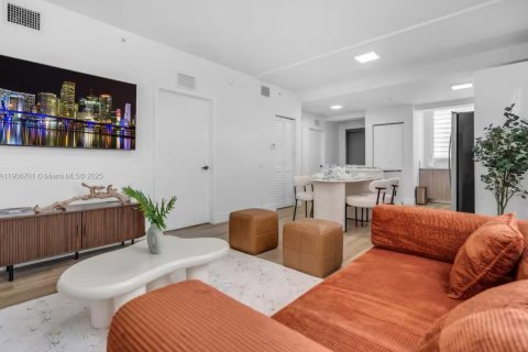 Снять в аренду кондоминиум в Майами, Флорида 2 спальни, № 1963233 - фото 3