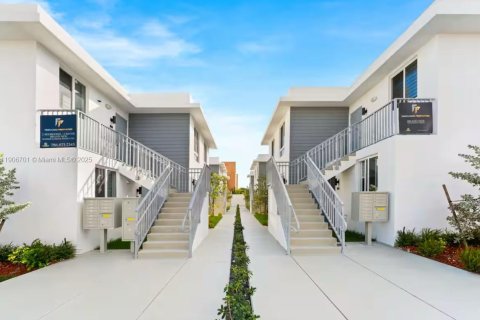 Снять в аренду кондоминиум в Майами, Флорида 2 спальни, № 1963233 - фото 22