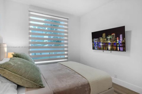 Снять в аренду кондоминиум в Майами, Флорида 2 спальни, № 1963233 - фото 11