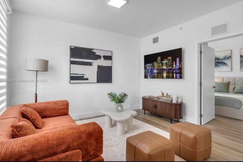 Снять в аренду кондоминиум в Майами, Флорида 2 спальни, № 1963233 - фото 2