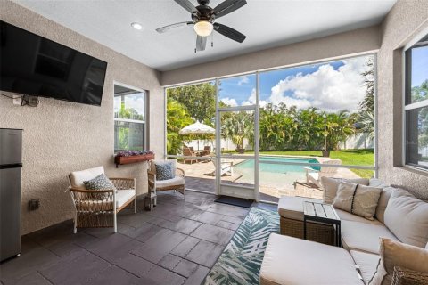 House in Saint Petersburg, Florida 3 bedrooms, 243.31 sq.m. № 1895061 - photo 30