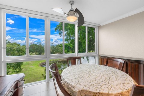 Copropriété à vendre à Margate, Floride: 2 chambres, 86.4 m2 № 1965286 - photo 19