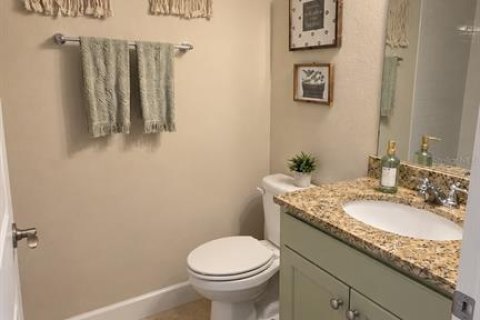 House in DeLand, Florida 3 bedrooms, 168.43 sq.m. № 2430464 - photo 22