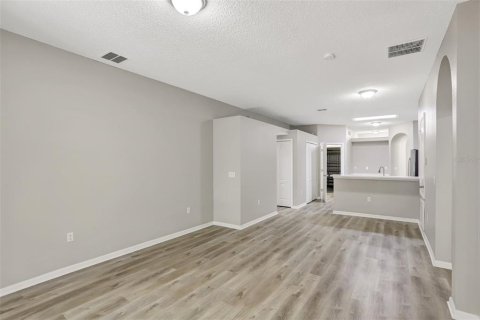 Casa en venta en Orlando, Florida, 4 dormitorios, 158.86 m2 № 1618089 - foto 4