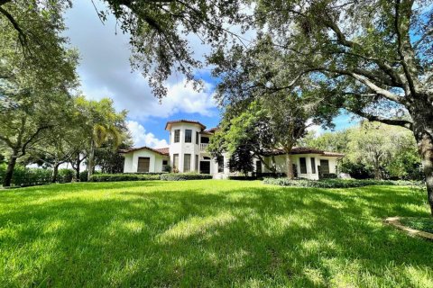 House in Wellington, Florida 4 bedrooms, 421.4 sq.m. № 2187318 - photo 4