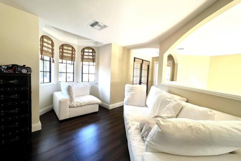 House in Wellington, Florida 4 bedrooms, 421.4 sq.m. № 2187318 - photo 21