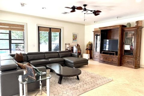 House in Wellington, Florida 4 bedrooms, 421.4 sq.m. № 2187318 - photo 24