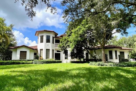 House in Wellington, Florida 4 bedrooms, 421.4 sq.m. № 2187318 - photo 2