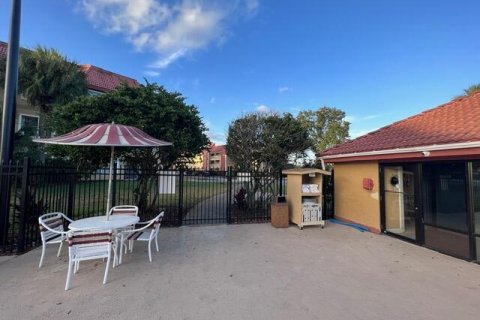 Copropriété à vendre à Orlando, Floride: 2 chambres, 74.88 m2 № 2147227 - photo 23