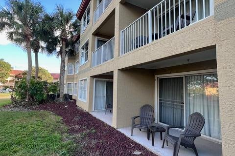 Copropriété à vendre à Orlando, Floride: 2 chambres, 74.88 m2 № 2147227 - photo 11