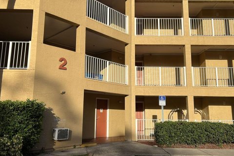 Copropriété à vendre à Orlando, Floride: 2 chambres, 74.88 m2 № 2147227 - photo 2