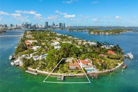 Land in Miami Beach, Florida № 1699959 - photo 2