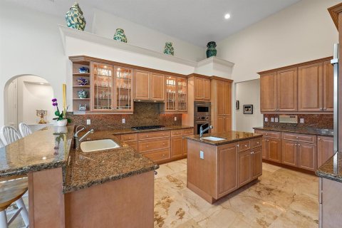 Casa en venta en West Palm Beach, Florida, 4 dormitorios, 346.8 m2 № 2340520 - foto 19
