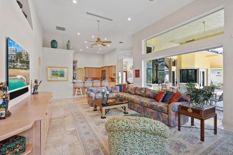 Casa en venta en West Palm Beach, Florida, 4 dormitorios, 346.8 m2 № 2340520 - foto 27