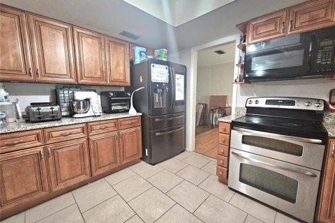 Casa en venta en Kissimmee, Florida, 2 dormitorios, 150.87 m2 № 1916066 - foto 7