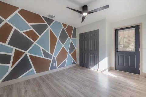 Villa ou maison à vendre à Tampa, Floride: 2 chambres, 102.19 m2 № 2420243 - photo 21