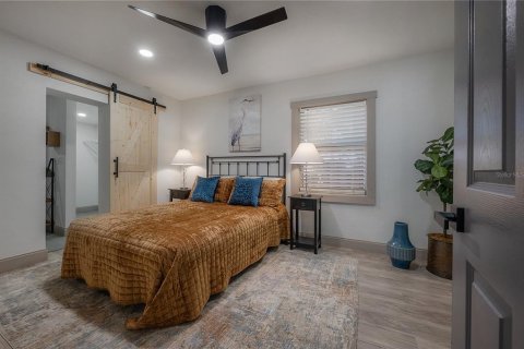 Villa ou maison à vendre à Tampa, Floride: 2 chambres, 102.19 m2 № 2420243 - photo 27
