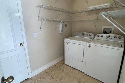 Villa ou maison à louer à Tampa, Floride: 4 chambres, 219.9 m2 № 1916517 - photo 20