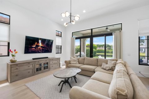 House in Parkland, Florida 5 bedrooms, 366.59 sq.m. № 2174028 - photo 26