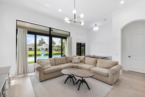 House in Parkland, Florida 5 bedrooms, 366.59 sq.m. № 2174028 - photo 27