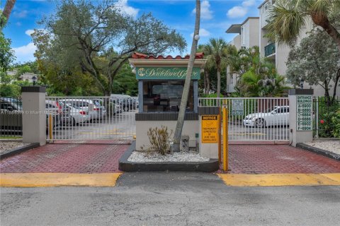 Copropriété à vendre à Pinecrest, Floride: 1 chambre, 74.51 m2 № 1930194 - photo 17