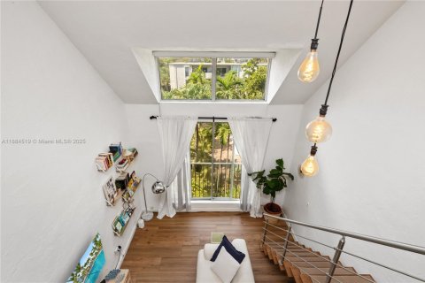 Copropriété à vendre à Pinecrest, Floride: 1 chambre, 74.51 m2 № 1930194 - photo 6