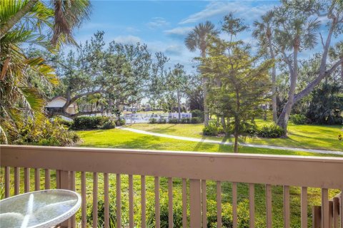 Condo in Venice, Florida, 2 bedrooms  № 2148182 - photo 24