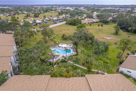 Condo in Venice, Florida, 2 bedrooms  № 2148182 - photo 4