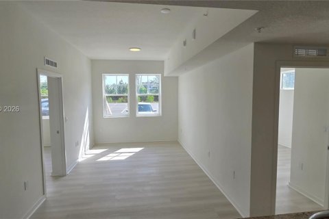 Condominio en alquiler en Orlando, Florida, 2 dormitorios, 95.04 m2 № 2055424 - foto 12