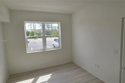 Condominio en alquiler en Orlando, Florida, 2 dormitorios, 95.04 m2 № 2055424 - foto 8