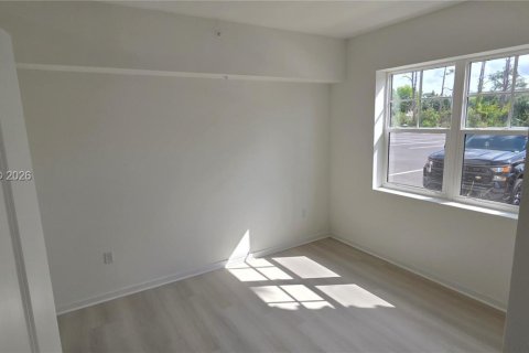 Condominio en alquiler en Orlando, Florida, 2 dormitorios, 95.04 m2 № 2055424 - foto 10