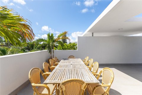 Copropriété à vendre à Miami Beach, Floride: 2 chambres, 104.61 m2 № 2430027 - photo 22