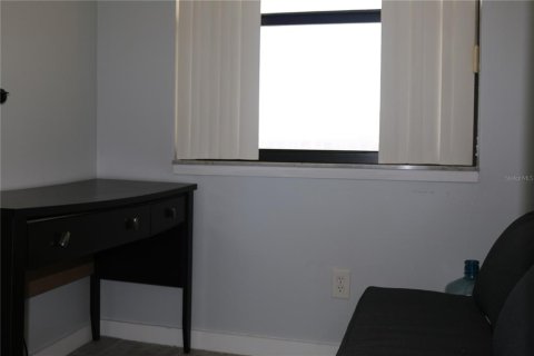 Condo in Dunedin, Florida, 1 bedroom № 2131031 - photo 3