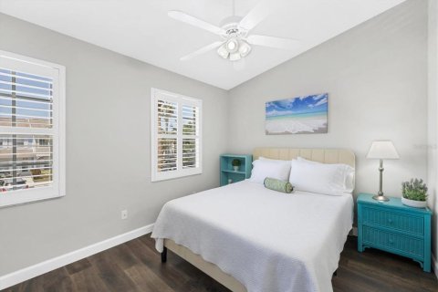 Townhouse in Bradenton, Florida 2 bedrooms, 107.02 sq.m. № 2277996 - photo 19