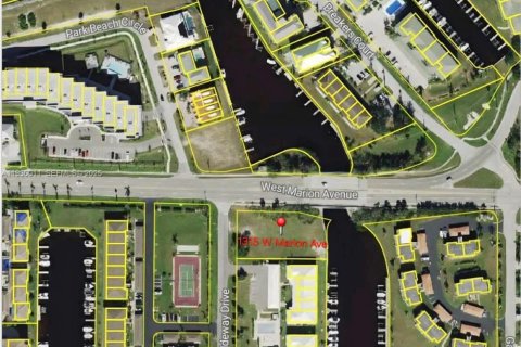 Immobilier commercial à vendre à Punta Gorda, Floride № 1988635 - photo 1