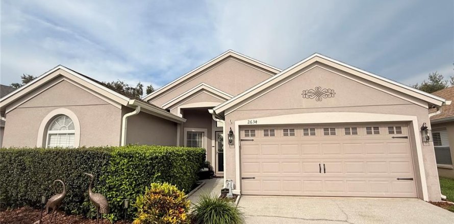 House in Wesley Chapel, Florida 3 bedrooms, 145.86 sq.m. № 1840254