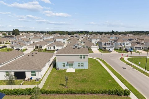 House in Eagle Lake, Florida 4 bedrooms, 198.81 sq.m. № 2394285 - photo 26