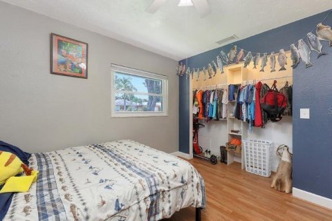 House in Sarasota, Florida 3 bedrooms, 146.6 sq.m. № 1894337 - photo 24