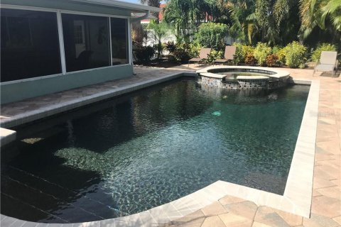 House in Bradenton, Florida 3 bedrooms, 142.51 sq.m. № 231537 - photo 20