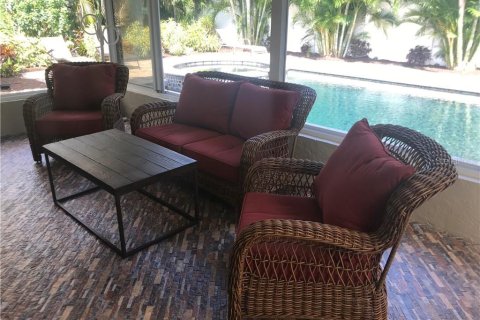 House in Bradenton, Florida 3 bedrooms, 142.51 sq.m. № 231537 - photo 16