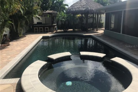 House in Bradenton, Florida 3 bedrooms, 142.51 sq.m. № 231537 - photo 21