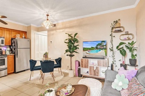 Copropriété à louer à Pompano Beach, Floride: 1 chambre, 52.77 m2 № 2154120 - photo 5
