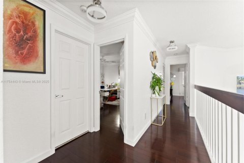House in Pembroke Pines, Florida 5 bedrooms, 262.54 sq.m. № 1894226 - photo 6