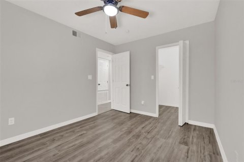Condo in Kissimmee, Florida, 3 bedrooms  № 1807260 - photo 17